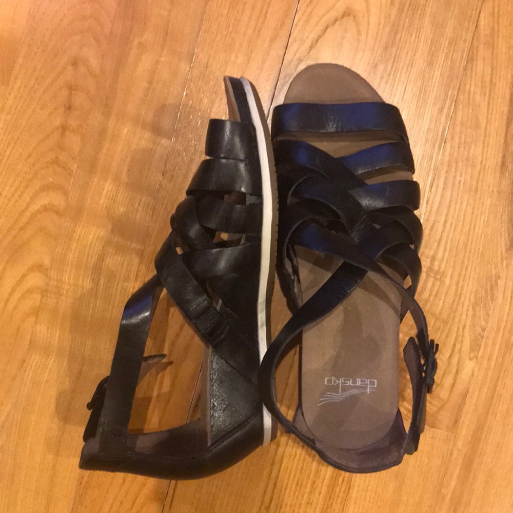New Dansko Women’s Sandals Worn one time! Smoke and pet free home. Super cute!